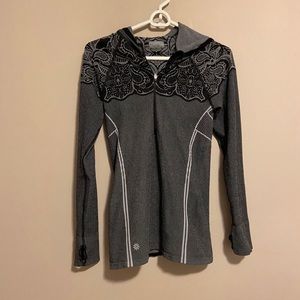 Athleta twist black quarter zip medium